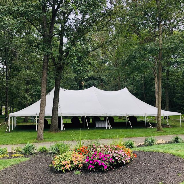 40x80 tent in Long Valley. We love outdoor weddings! 🥂 #longvalleynj #longvalley #outdoorweddings #tentrentals #partyrentals #morriscounty
